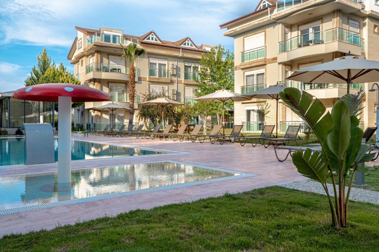 Belek Deluxe Suit Kültér fotó